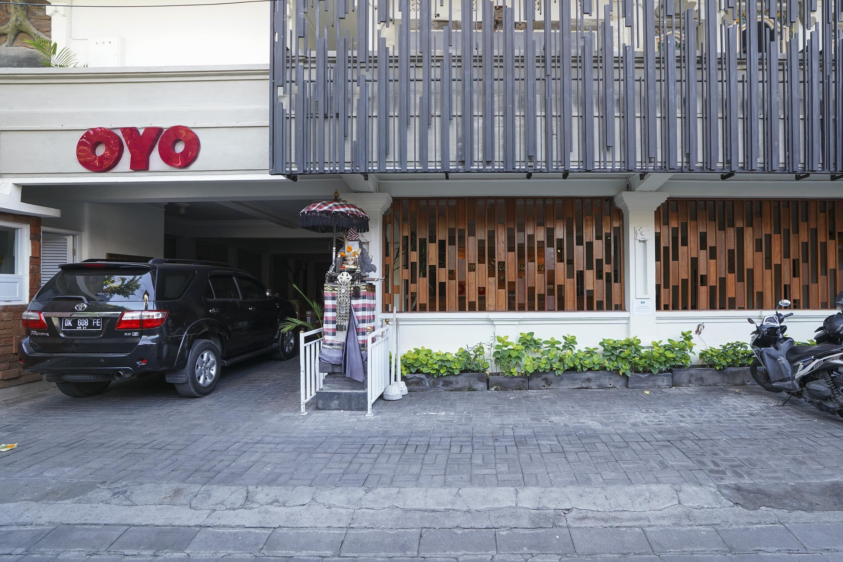 Oyo 1934 Sedana Inn Kuta Lombok Exterior foto